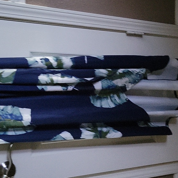 ININ, WOMENS SZ L  FAUX WRAP SUMMER DRESS NEW BEAUTIFUL DRESS. HIGH LOW HEM - Picture 2 of 8